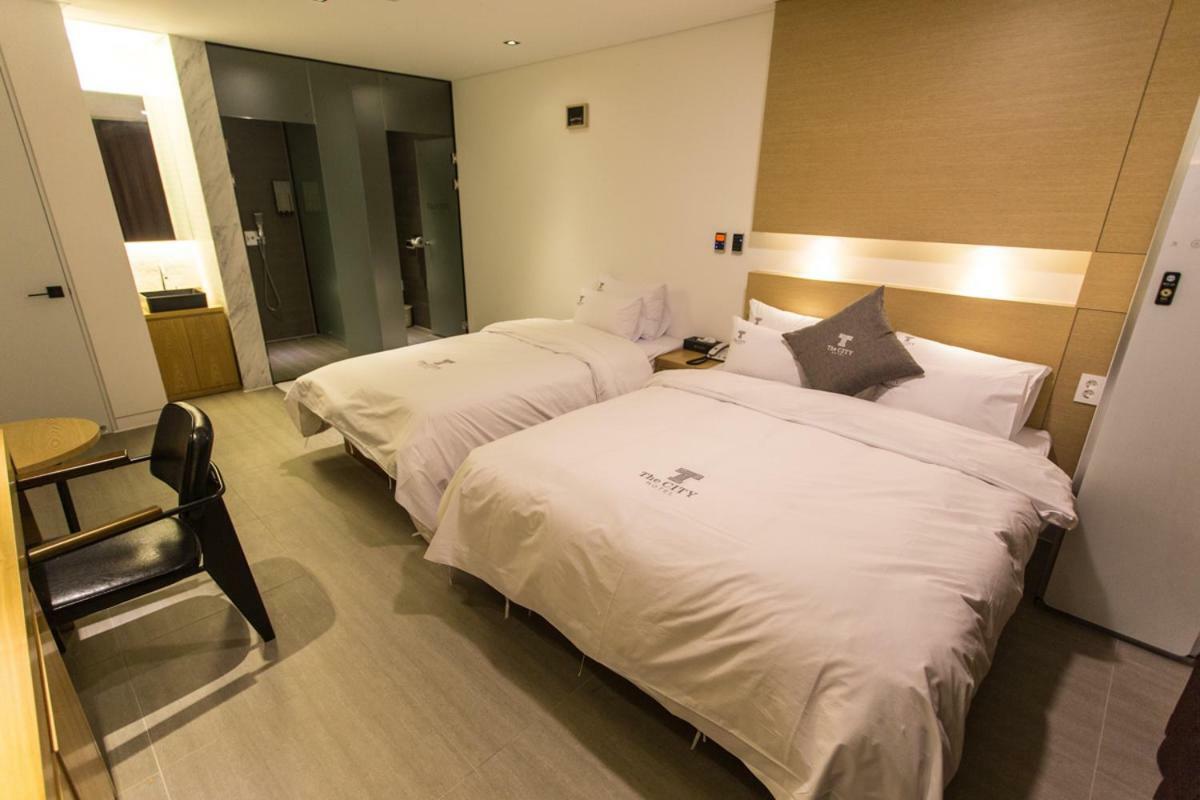 The City Hotel 全州市 エクステリア 写真